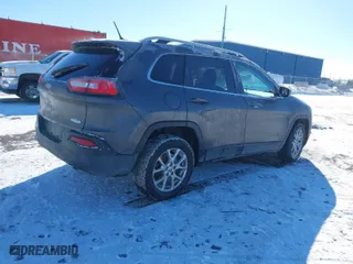 2014 Jeep Cherokee Latitude with VIN 1C4PJLCS8EW142983, listed as a IAAI auction lot 41569094 with 1 mi miles. Bid and sale history available at carsss.com. Image 4.
