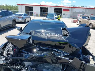 2018 Chevrolet Camaro 1LT z VIN 1G1FB1RX8J0184852, wystawiony jako IAAI lot #42268638 z przebiegiem 99 610 mil mil oraz . Historia ofert i sprzedaży dostępna na DreamBid. Obrazek 10.