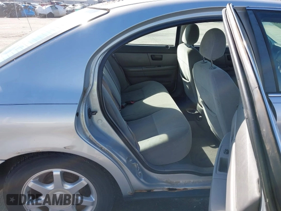 2003 Mercury Sable GS z VIN 1MEFM50U23A618707, wystawiony jako IAAI lot #41472629 z przebiegiem 172 377 mil mil oraz . Historia ofert i sprzedaży dostępna na DreamBid. Obrazek 8.