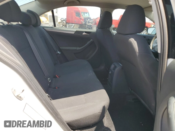 2015 Volkswagen Jetta SE with VIN 3VWD17AJ1FM295322, listed as a Copart auction lot 56074745 with 114,170 mi miles and Salvage title. Bid and sale history available at DreamBid. Image 10.