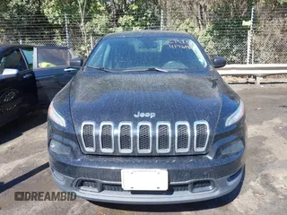 2017 Jeep Cherokee Sport с VIN 1C4PJLAB9HD231643, выставлен на аукционе IAAI как лот 41761807 с пробегом 172 597 миль миль и . История ставок и продаж доступна на DreamBid. Изображение 12.