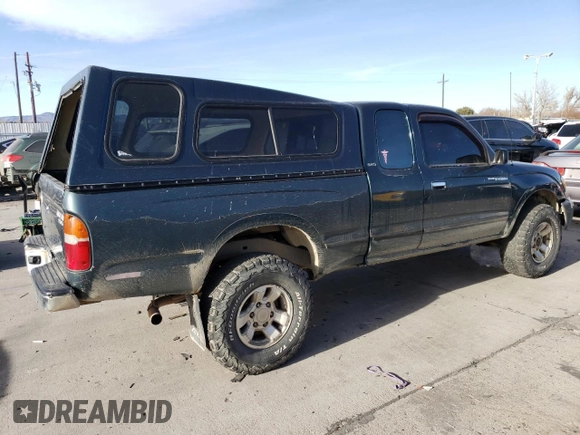 1998 Toyota Tacoma with VIN 4TAWN72N2WZ088594, listed as a Copart auction lot 85587894 with 271,890 mi miles and Clean Title. Bid and sale history available at DreamBid. Image 3.