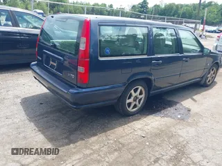 2000 Volvo V70 with VIN YV1LW61J7Y2650265, listed as a IAAI auction lot 42618821 with 234,931 mi miles and . Bid and sale history available at DreamBid. Image 4.