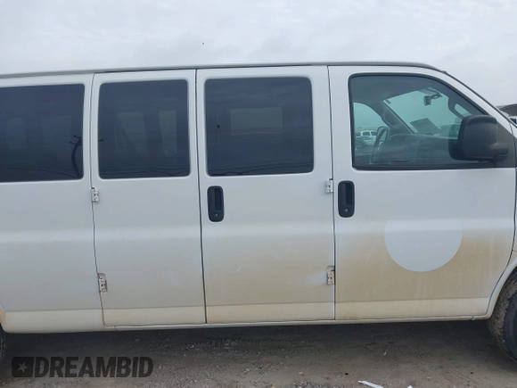 2020 Chevrolet Express Passenger LS with VIN 1GAZGNFG7L1241548, listed as a IAAI auction lot 42675352 with 9,651 mi miles and . Bid and sale history available at DreamBid. Image 13.