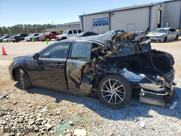 2016 Lexus ES 350 with VIN 58ABK1GG3GU003655, listed as a Copart auction lot 48543115 with 149,876 mi miles and Salvage Title. Bid and sale history available at carsss.com. Image 2.