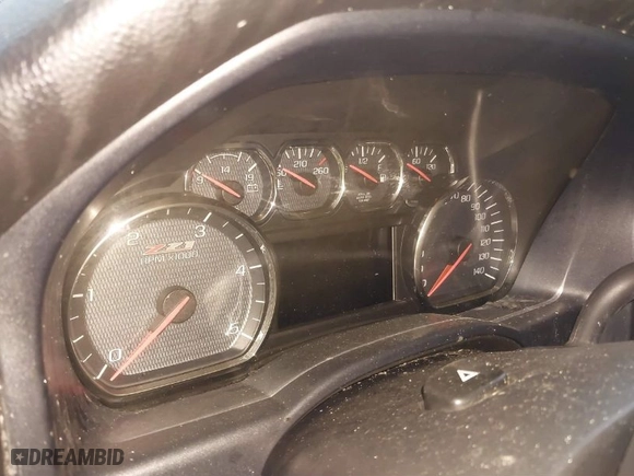 2015 Chevrolet Silverado 2500HD LT with VIN 1GC1KVE85FF131778, listed as a IAAI auction lot 41129450 with 1 mi miles. Bid and sale history available at carsss.com. Image 7.