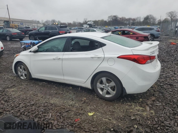 2013 Hyundai Elantra GLS z VIN 5NPDH4AE1DH424095, wystawiony jako Copart lot #52617945 z przebiegiem Nie podano mil oraz Szkody całkowita. Historia ofert i sprzedaży dostępna na DreamBid. Obrazek 2.