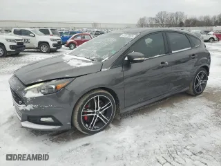 2015 Ford Focus ST with VIN 1FADP3L97FL340400, listed as a Copart auction lot 47073055 with 171,496 mi miles and Clean Title. Bid and sale history available at carsss.com. Image 1.