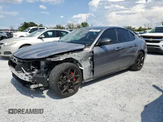 2019 Alfa Romeo Giulia with VIN ZARFAMAN6K7622630, listed as a Copart auction lot 62303085 with 55,375 mi miles and Salvage title. Bid and sale history available at DreamBid. Image 1.