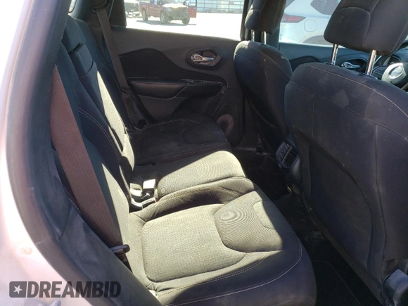 2016 Jeep Cherokee Altitude with VIN 1C4PJLCB7GW135235, listed as a Copart auction lot 80892474 with 201,458 mi miles and Salvage Title. Bid and sale history available at carsss.com. Image 11.