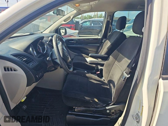 2012 Dodge Grand Caravan SE with VIN 2C4RDGBG7CR405202, listed as a IAAI auction lot 42185592 with 43,180 mi miles and . Bid and sale history available at DreamBid. Image 1.
