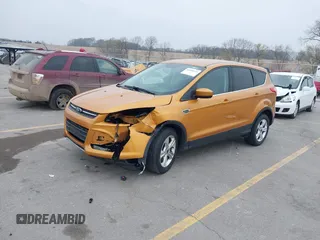 2016 Ford Escape SE z VIN 1FMCU9GX1GUC59233, wystawiony jako IAAI lot #41958573 z przebiegiem 133 223 mil mil oraz . Historia ofert i sprzedaży dostępna na DreamBid. Obrazek 23.