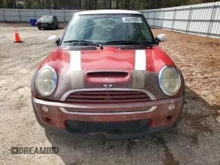 2004 MINI Hardtop S with VIN WMWRE334X4TD76430, listed as a Copart auction lot 49476985 with 165,626 mi miles and Clean title. Bid and sale history available at DreamBid. Image 5.