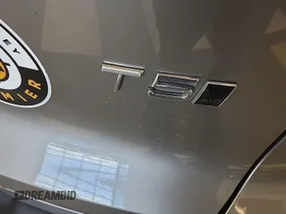 2022 Volvo XC40 R-Design с VIN YV4162UM2N2769099, выставлен на аукционе IAAI как лот 42455853 с пробегом 92 375 миль миль и . История ставок и продаж доступна на DreamBid. Изображение 15.