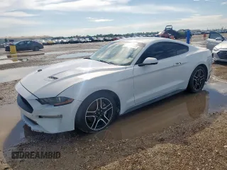 2018 Ford Mustang EcoBoost z VIN 1FA6P8TH5J5115726, wystawiony jako Copart lot #58494125 z przebiegiem 159 327 mil mil oraz Czysty tytuł • Clean title. Historia ofert i sprzedaży dostępna na DreamBid. Obrazek 1.