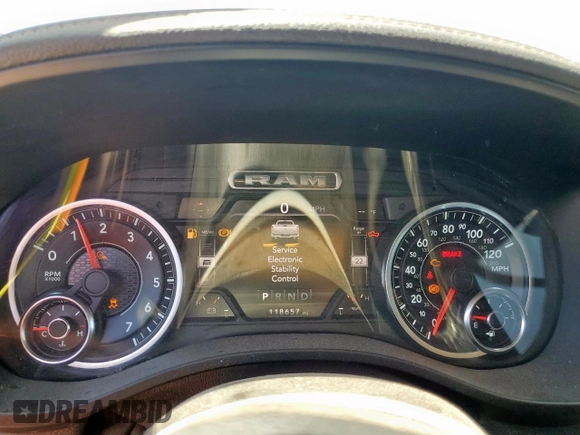 2020 Ram 1500 Laramie z VIN 1C6RREDT7LN306139, wystawiony jako Copart lot #62704995 z przebiegiem 118 657 mil mil oraz Szkoda całkowita • Salvage title. Historia ofert i sprzedaży dostępna na DreamBid. Obrazek 9.