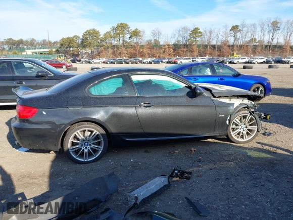 2011 BMW 3 Series 335i xDrive with VIN WBAKF9C54BE620307, listed as a IAAI auction lot 41286004 with 98,532 mi miles. Bid and sale history available at carsss.com. Image 13.