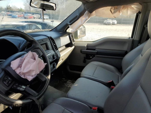 2016 Ford F-150 XL with VIN 1FTMF1C88GKE51330, listed as a Copart auction lot 50864255 with 194,434 mi miles and Clean Title. Bid and sale history available at carsss.com. Image 8.