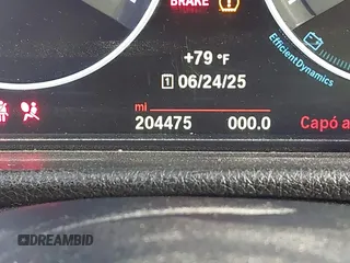 2015 BMW 3 Series 328i с VIN WBA3C1C59FK120021, выставлен на аукционе IAAI как лот 42579388 с пробегом 204 475 миль миль и . История ставок и продаж доступна на DreamBid. Изображение 15.