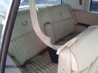 1985 Cadillac Eldorado z VIN 1G6EL5782FE630140, wystawiony jako Copart lot #76367454 z przebiegiem 29 850 mil mil oraz Szkody całkowita. Historia ofert i sprzedaży dostępna na DreamBid. Obrazek 10.