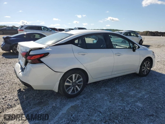 2024 Nissan Versa SV z VIN 3N1CN8EV6RL877256, wystawiony jako Copart lot #55314635 z przebiegiem 4 750 mil mil oraz Szkoda całkowita • Salvage title. Historia ofert i sprzedaży dostępna na DreamBid. Obrazek 3.
