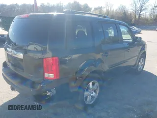 2009 Honda Pilot EX-L with VIN 5FNYF48599B023705, listed as a IAAI auction lot 41904286 with 142,140 mi miles. Bid and sale history available at carsss.com. Image 4.