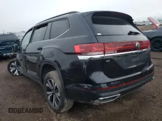 2024 Volkswagen Atlas SE with VIN 1V2LR2CA4RC580463, listed as a Copart auction lot 81372744 with 300 mi miles and Salvage title. Bid and sale history available at DreamBid. Image 2.