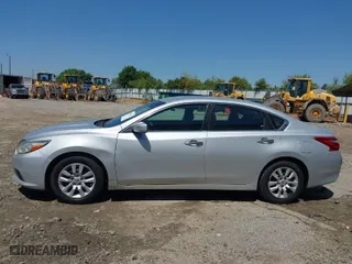 2017 Nissan Altima 2.5 S with VIN 1N4AL3AP0HN331061, listed as a IAAI auction lot 41980615 with 278,970 mi miles. Bid and sale history available at carsss.com. Image 14.