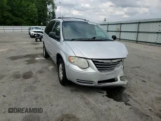 2006 Chrysler Town & Country Touring z VIN 2A4GP54L46R871164, wystawiony jako Copart lot #54726995 z przebiegiem 200 086 mil mil oraz Szkoda całkowita • Salvage title. Historia ofert i sprzedaży dostępna na DreamBid. Obrazek 14.