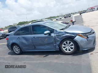 2024 Toyota Corolla LE z VIN 5YFB4MDE2RP088143, wystawiony jako IAAI lot #42497036 z przebiegiem 23 824 mil mil oraz . Historia ofert i sprzedaży dostępna na DreamBid. Obrazek 13.