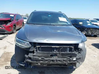 2023 Volkswagen Tiguan SE R-Line Black z VIN 3VVCB7AX1PM057201, wystawiony jako IAAI lot #41977239 z przebiegiem 84 840 mil mil oraz . Historia ofert i sprzedaży dostępna na DreamBid. Obrazek 13.