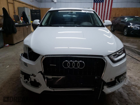 2015 Audi Q3 Prestige with VIN WA1GFCFS9FR007535, listed as a Copart auction lot 52311665 with 137,653 mi miles and Clean title. Bid and sale history available at DreamBid. Image 5.