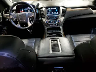 2020 GMC Yukon XL Denali with VIN 1GKS2HKJ3LR284607, listed as a Copart auction lot 86979224 with 85,304 mi miles and Salvage Title. Bid and sale history available at carsss.com. Image 8.
