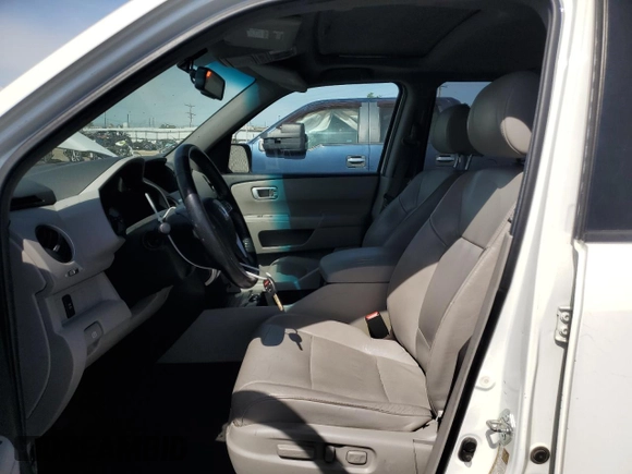 2011 Honda Pilot EX-L z VIN 5FNYF4H52BB107032, wystawiony jako Copart lot #58440005 z przebiegiem 147 920 mil mil oraz Szkoda całkowita • Salvage title. Historia ofert i sprzedaży dostępna na DreamBid. Obrazek 7.