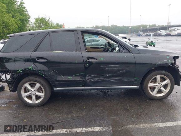 2016 Mercedes-Benz GLE 350 with VIN 4JGDA5HB2GA704220, listed as a IAAI auction lot 42444382 with 103,433 mi miles and . Bid and sale history available at DreamBid. Image 18.