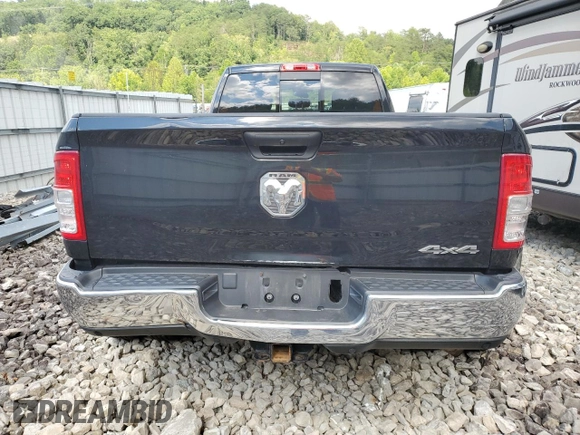 2021 Ram 3500 Tradesman with VIN 3C63RRGJXMG622443, listed as a Copart auction lot 63240644 with 242,625 mi miles and Clean Title. Bid and sale history available at carsss.com. Image 6.
