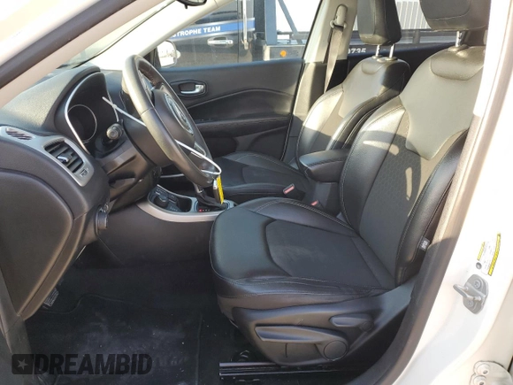 2021 Jeep Compass Latitude с VIN 3C4NJDBB9MT584206, выставлен на аукционе Copart как лот 53272225 с пробегом 95 937 миль миль и Списание • Salvage title. История ставок и продаж доступна на DreamBid. Изображение 7.