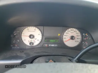 2006 Ford F-350 XL с VIN 1FTWW33P46EC87793, выставлен на аукционе Copart как лот 42905885 с пробегом 220 874 миль миль и Списание • Salvage title. История ставок и продаж доступна на DreamBid. Изображение 9.