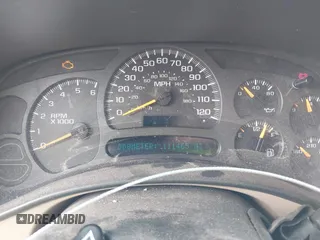 2003 Chevrolet Silverado 1500 Work Truck with VIN 1GCEC19T43E162799, listed as a IAAI auction lot 42078303 with 111,465 mi miles. Bid and sale history available at carsss.com. Image 7.