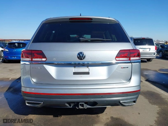 2021 Volkswagen Atlas 3.6L V6 SEL with VIN 1V2BR2CA9MC595044, listed as a IAAI auction lot 41507412 with 49,170 mi miles. Bid and sale history available at carsss.com. Image 16.