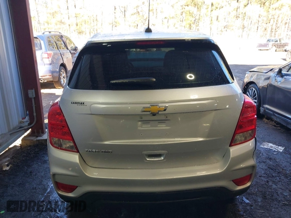2020 Chevrolet Trax LS with VIN 3GNCJNSBXLL218869, listed as a IAAI auction lot 41654418 with 76,769 mi miles. Bid and sale history available at carsss.com. Image 16.