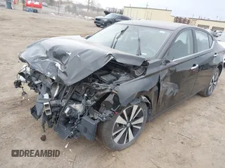 2022 Nissan Altima 2.5 SV with VIN 1N4BL4DV0NN339984, listed as a IAAI auction lot 42011236 with 60,803 mi miles. Bid and sale history available at carsss.com. Image 19.