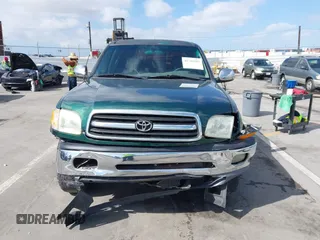 2000 Toyota Tundra SR5 with VIN 5TBRT3417YS122889, listed as a IAAI auction lot 41711107 with 288,475 mi miles and . Bid and sale history available at DreamBid. Image 12.