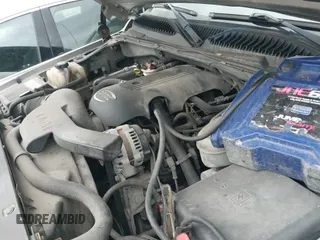 2003 Chevrolet Suburban Z71 с VIN 3GNFK16Z13G105332, выставлен на аукционе IAAI как лот 42064883 с пробегом 233 620 миль миль и . История ставок и продаж доступна на DreamBid. Изображение 15.