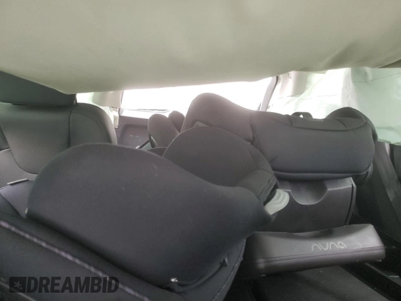 2025 Volvo XC90 Plus with VIN YV4062PE6S1347855, listed as a Copart auction lot 46486525 with 1,696 mi miles and Salvage Title. Bid and sale history available at DreamBid. Image 10.