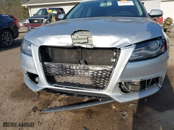 2012 Audi A4 2.0T Premium Plus with VIN WAUFFAFL8CN020906, listed as a IAAI auction lot 41781809 with 160,842 mi miles. Bid and sale history available at carsss.com. Image 6.