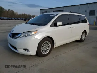 2015 Toyota Sienna XLE с VIN 5TDYK3DC2FS554374, выставлен на аукционе Copart как лот 49789715 с пробегом 225 526 миль миль и Списание • Salvage title. История ставок и продаж доступна на DreamBid. Изображение 1.
