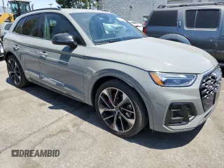 2021 Audi SQ5 Premium Plus with VIN WA1B4AFY9M2028996, listed as a Copart auction lot 65391394 with 51,799 mi miles and Salvage Title. Bid and sale history available at DreamBid. Image 4.