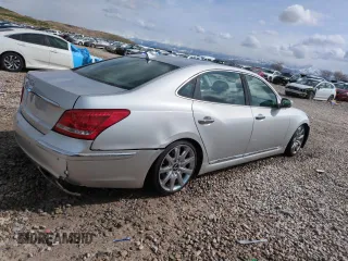 2013 Hyundai Equus Signature with VIN KMHGH4JH5DU058831, listed as a Copart auction lot 51623045 with 164,524 mi miles and Salvage Title. Bid and sale history available at DreamBid. Image 3.