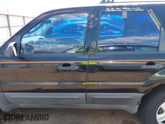 2007 Ford Escape XLS с VIN 1FMYU02ZX7KB08803, выставлен на аукционе IAAI как лот 41878290 с пробегом 163 983 миль миль и . История ставок и продаж доступна на DreamBid. Изображение 15.